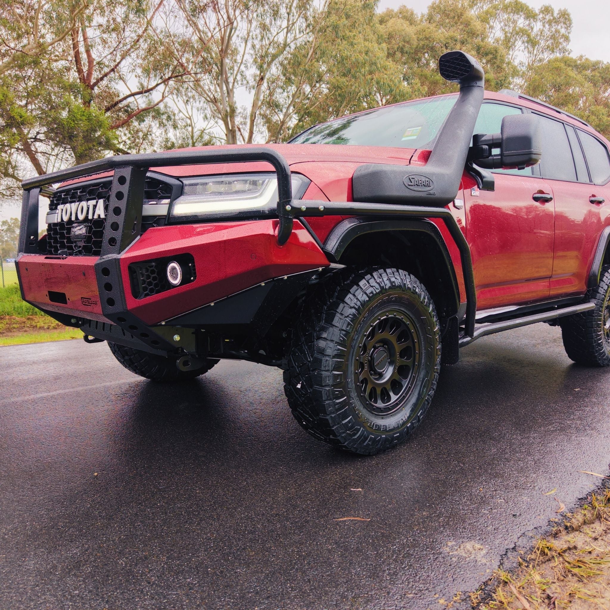 Toyota Landcruiser 300 Series bar work