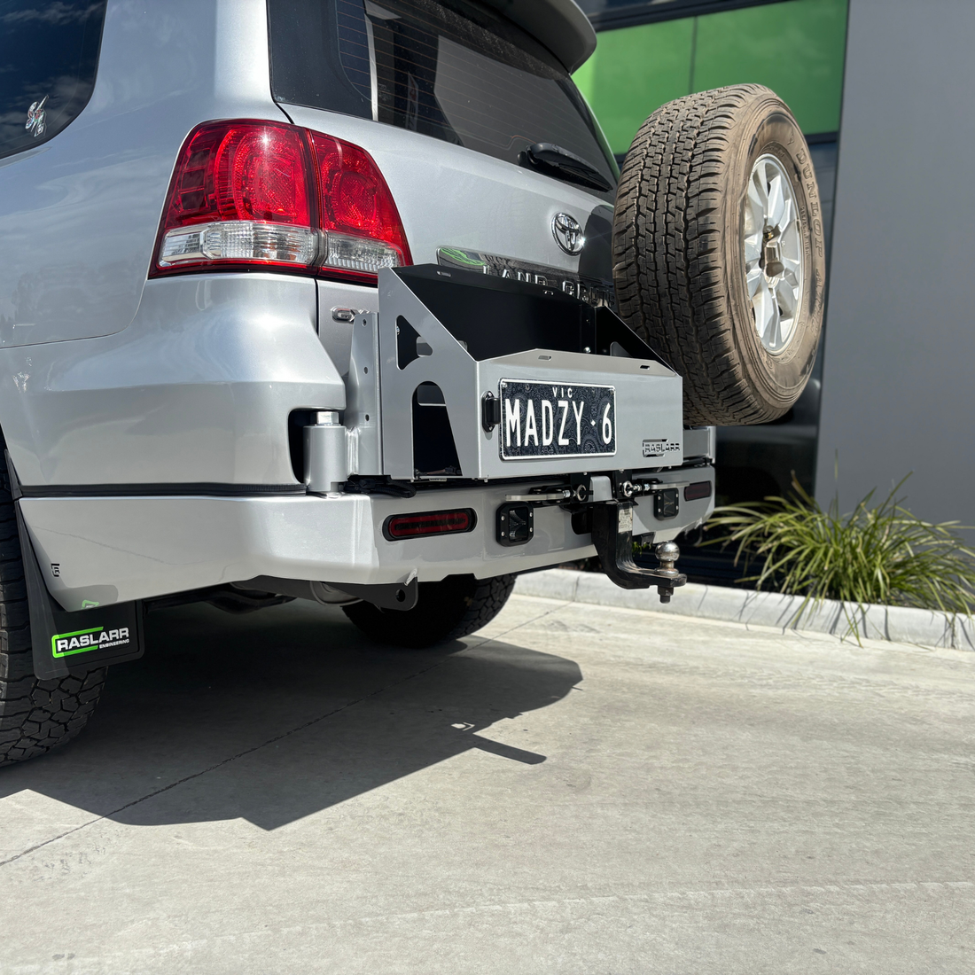 200 Series Toyota Landcruiser Rear Bar V2 | Raslarr Engineering