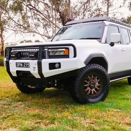This is an image of the new Raslarr Dallas Bull Bar Toyota Landcruiser Prado 250 Series White Black full car image black gold