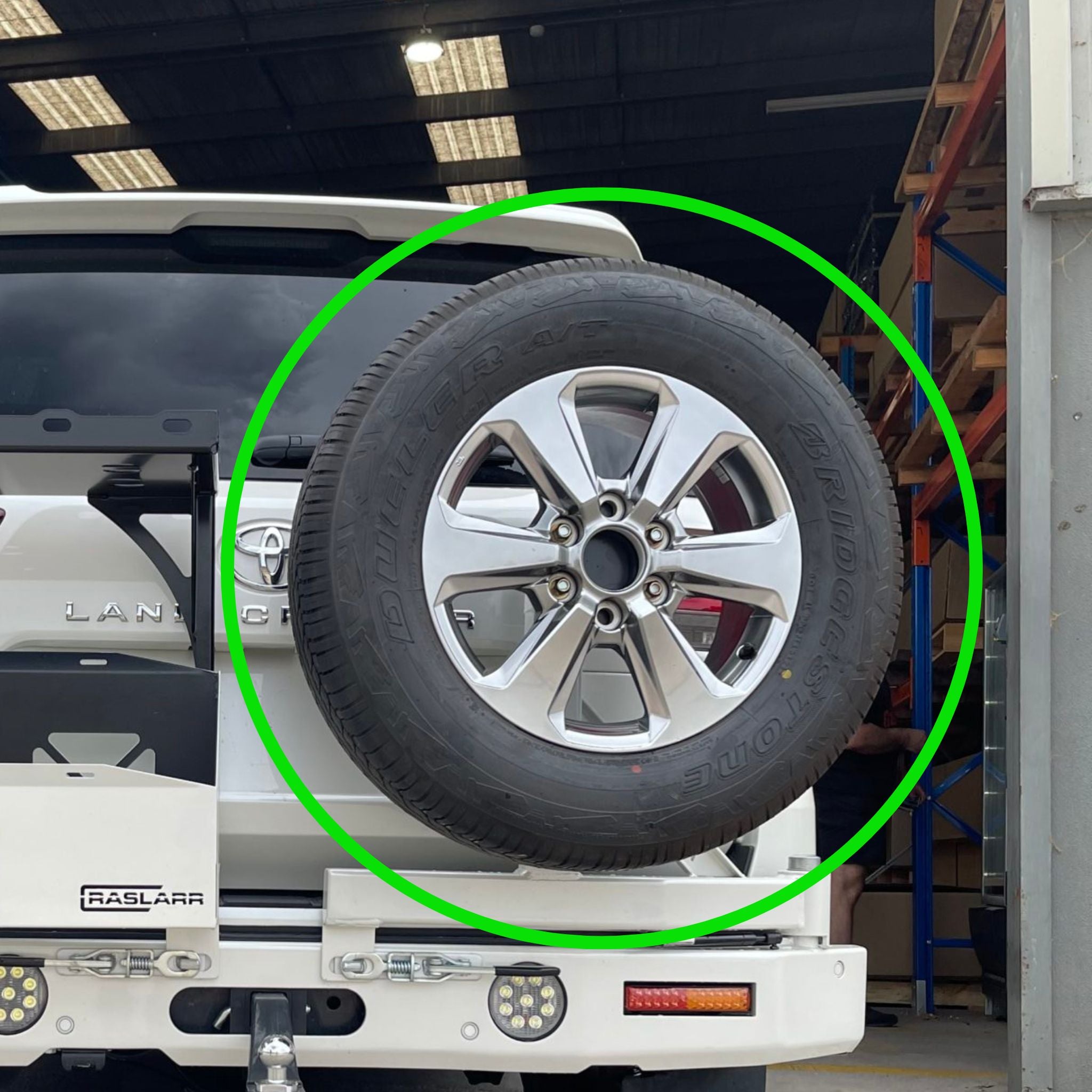 Front Rhs Wheel Jam 300 Series Rear Bar RHS Wheel Carrier | Raslarr
